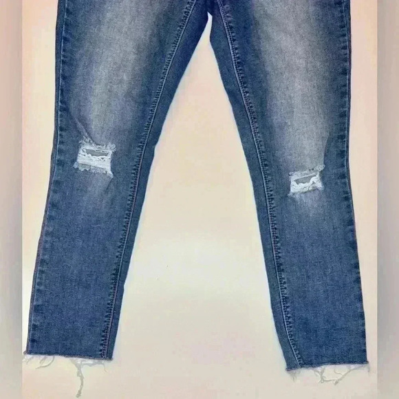 Seven7 Women’s Skinny Crop Jeans Size 8 - Picture 3 of 8